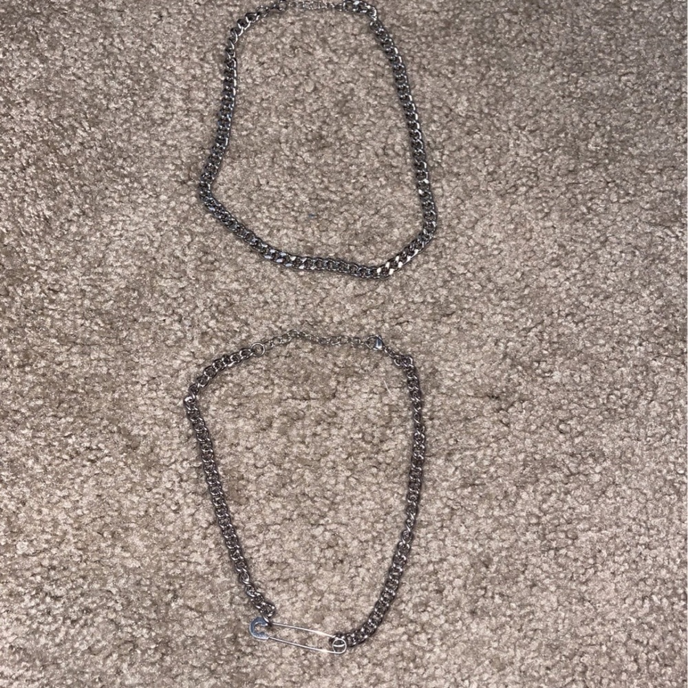 Brandy Melville necklace